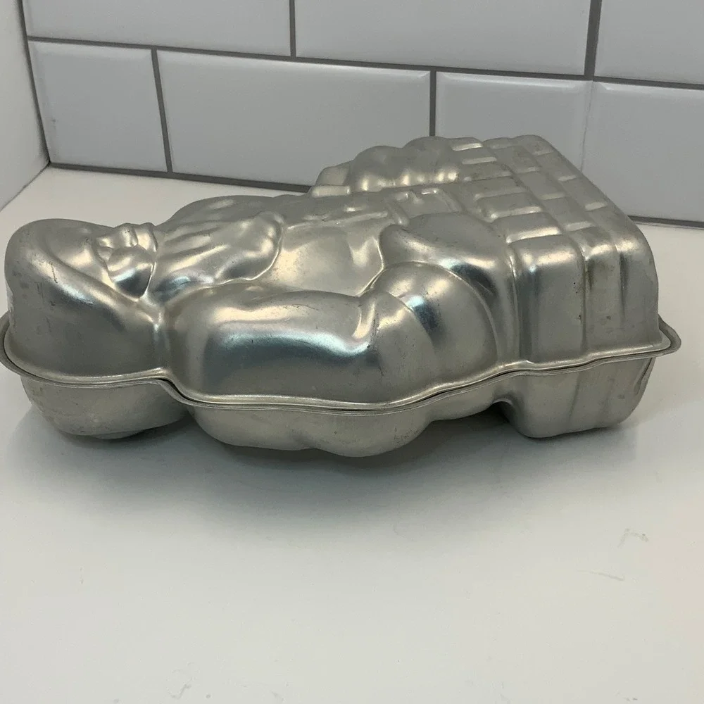 N/A vintage aluminum